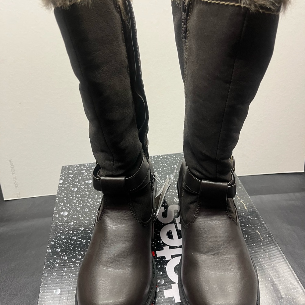 Totes Boots - Size 7 - Brand new in box - Picture 3 of 9